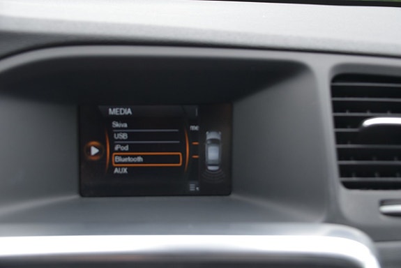 Volvo S60 11 of 19