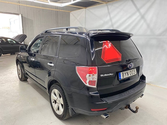 Subaru Forester 2.0 D tackluka 3 of 5