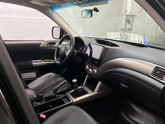 Subaru Forester 2.0 D tackluka 7 of 10