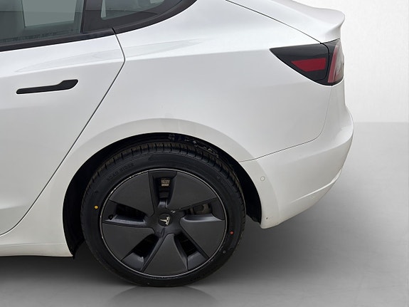 Tesla Model 3 30 of 30