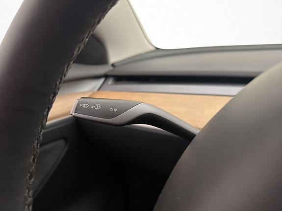 Tesla Model 3 25 of 30