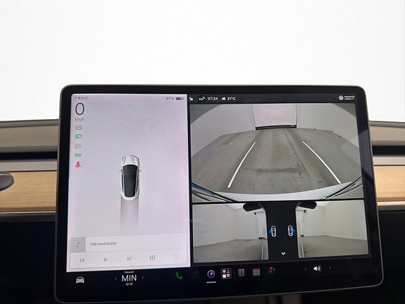 Tesla Model 3 12 of 30