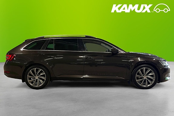 Skoda Superb 2 of 5