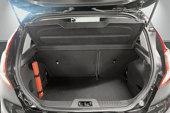 Ford Fiesta 17 of 26