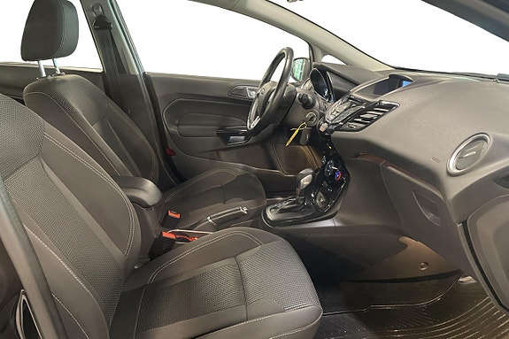 Ford Fiesta 14 of 26