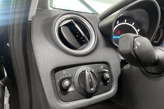 Ford Fiesta 23 of 26