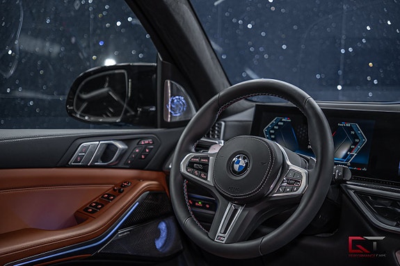 BMW X7 24 of 25