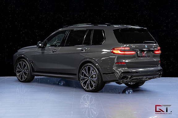 BMW X7 6 of 25