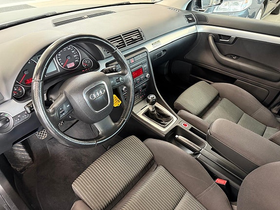 Audi A4 9 of 20