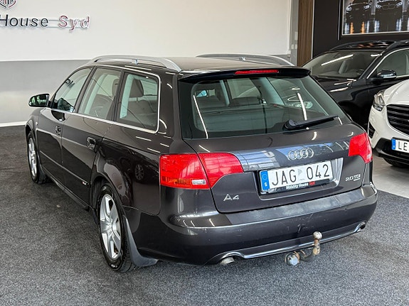Audi A4 3 of 20