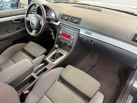 Audi A4 10 of 20