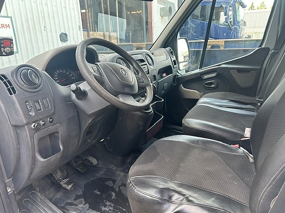 Renault Master 8 of 9