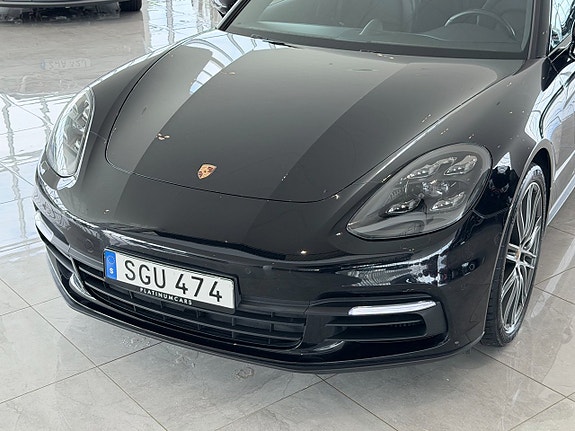 Porsche Panamera 4S 7 of 23