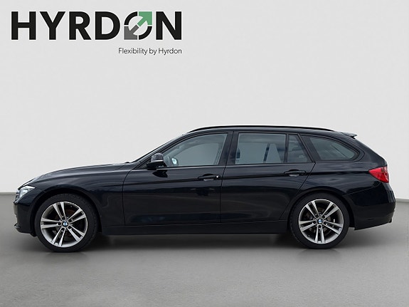 BMW 318d 3 of 5