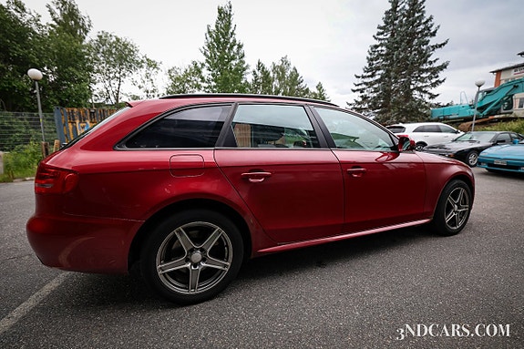 Audi A4 15 of 16