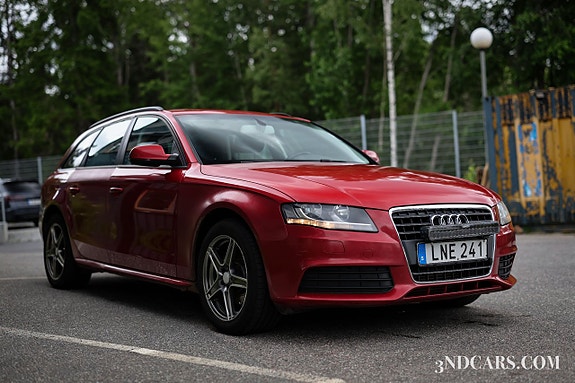Audi A4 3 of 16