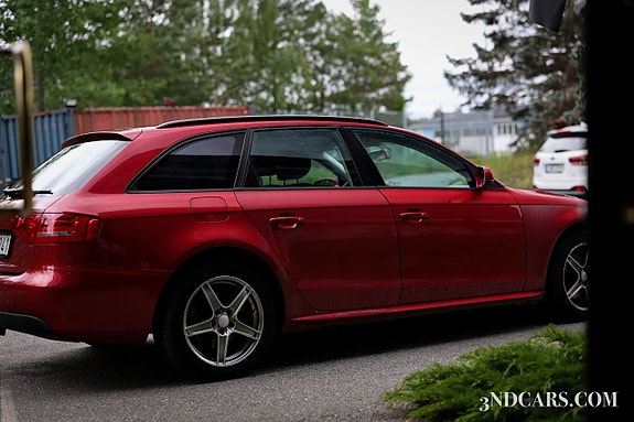 Audi A4 4 of 16