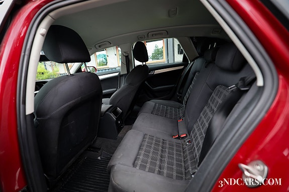 Audi A4 12 of 16