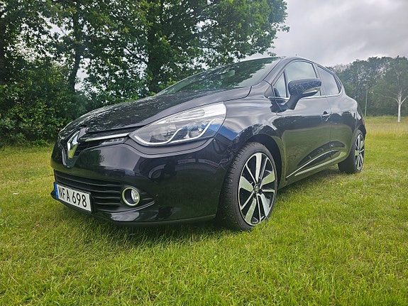 Renault Clio 2 of 5