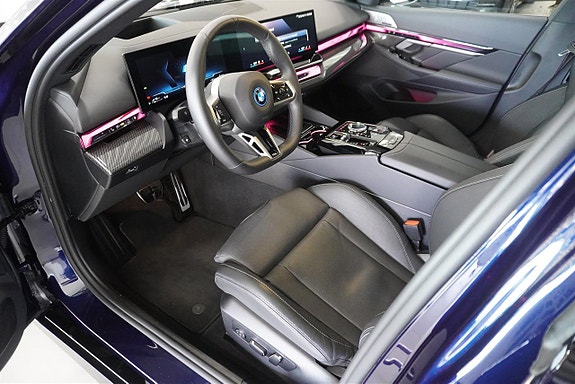 BMW 530e 2 of 13