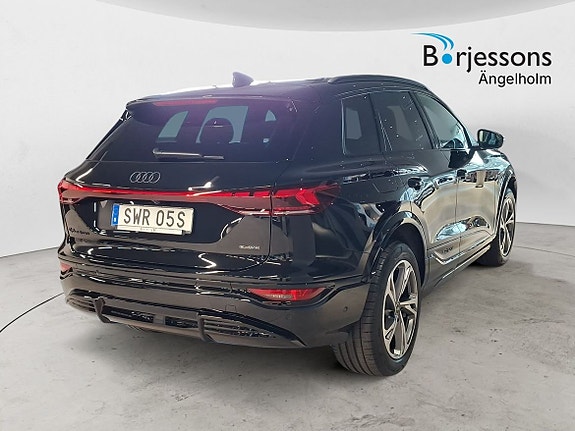 Audi Q6 e-tron 3 of 5