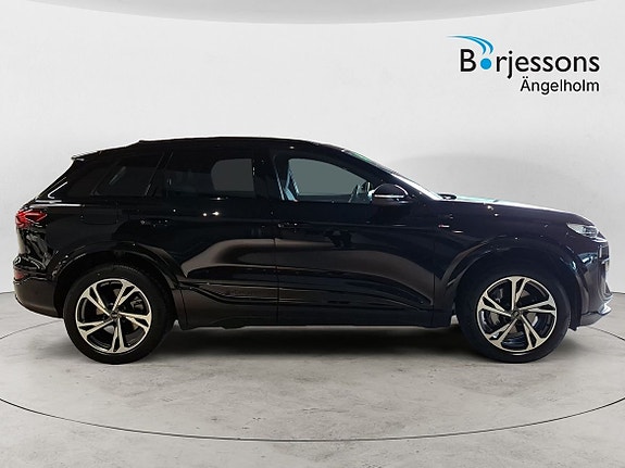Audi Q6 e-tron 2 of 5
