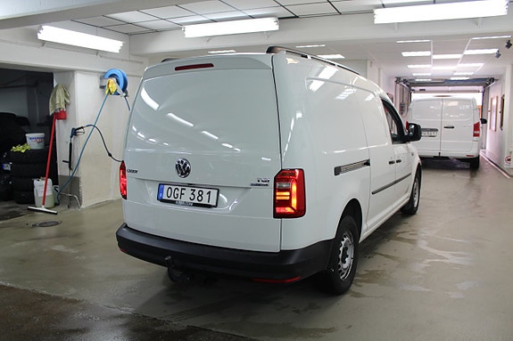 Volkswagen Caddy Maxi 4 of 5
