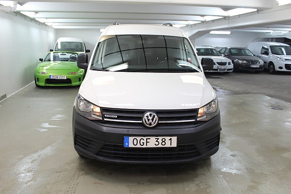 Volkswagen Caddy Maxi 2 of 5