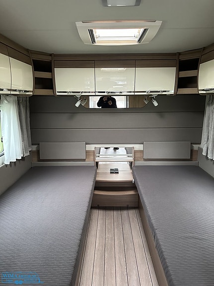 Knaus 590 UE Scandinavian selection Långbädd Mover Tält 11 of 14