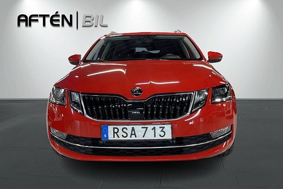 Skoda Octavia 3 of 5