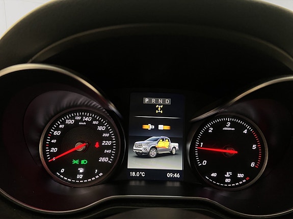 Mercedes-Benz X250 d 18 of 30
