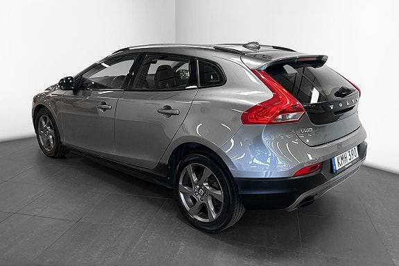 Volvo V40 Cross Country 4 of 5