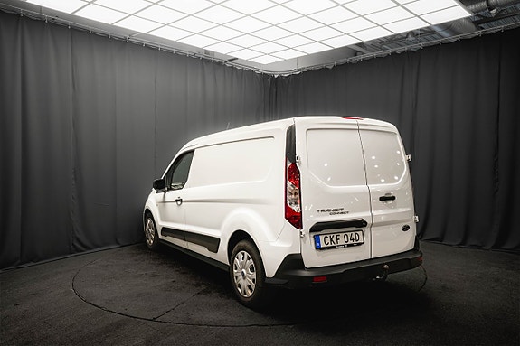 Ford Transit Connect 8 of 22