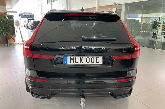 Volvo XC60 15 of 23