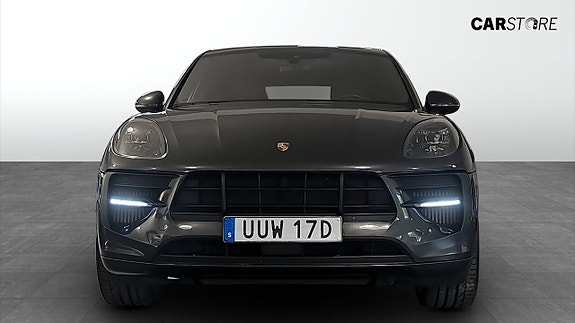 Porsche Macan GTS 8 of 24