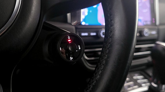Porsche Macan GTS 18 of 24