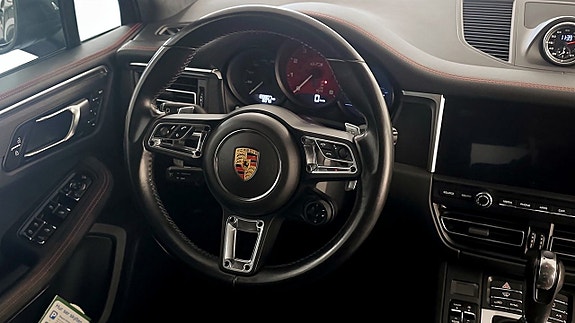 Porsche Macan GTS 24 of 24