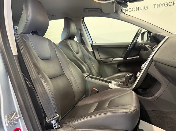 Volvo XC60 17 of 20