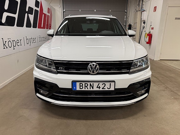 Volkswagen Tiguan 3 of 5