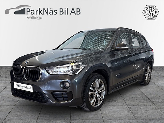 BMW X1 2 of 5