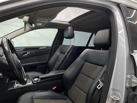 Mercedes-Benz E250 10 of 11