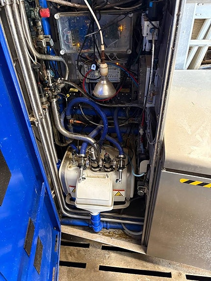 Brugt DeLaval V300 malkerobot til udvidelse 4 of 5