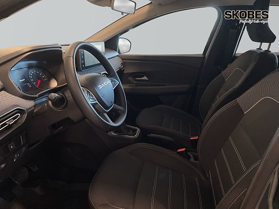 Dacia Sandero 8 of 20