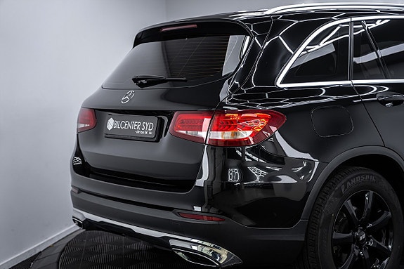 Mercedes-Benz GLC300 de 9 of 27