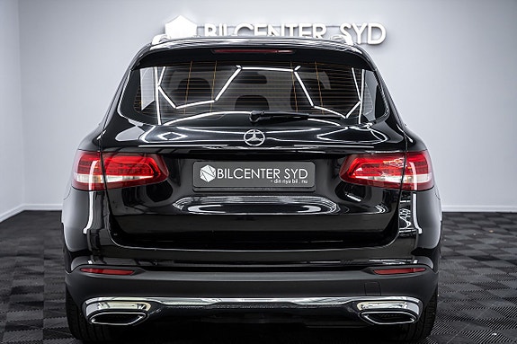 Mercedes-Benz GLC300 de 10 of 27