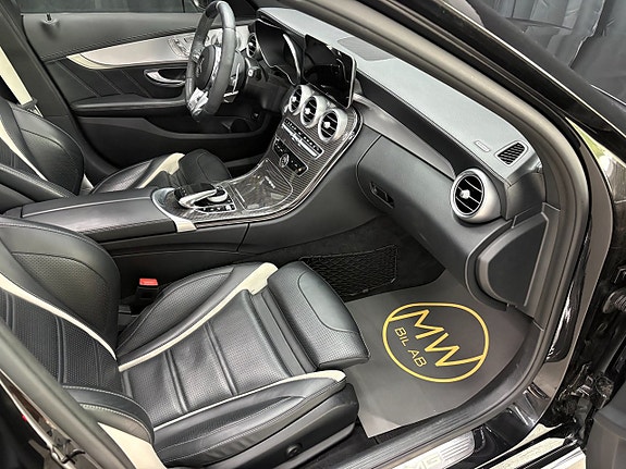 Mercedes-Benz C63 6 of 14