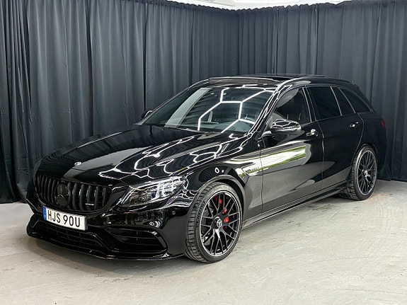 Mercedes-Benz C63 13 of 14
