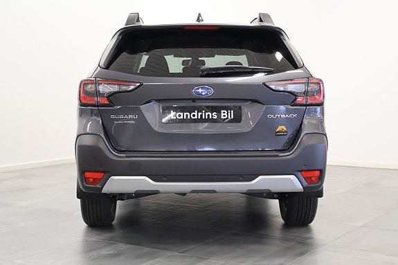 Subaru Outback 3 of 5