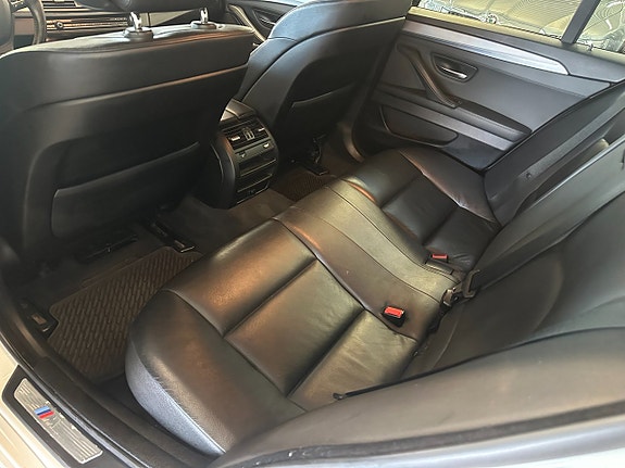 BMW 520d 13 of 13