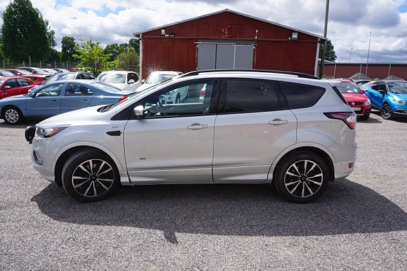 Ford Kuga 4 of 5